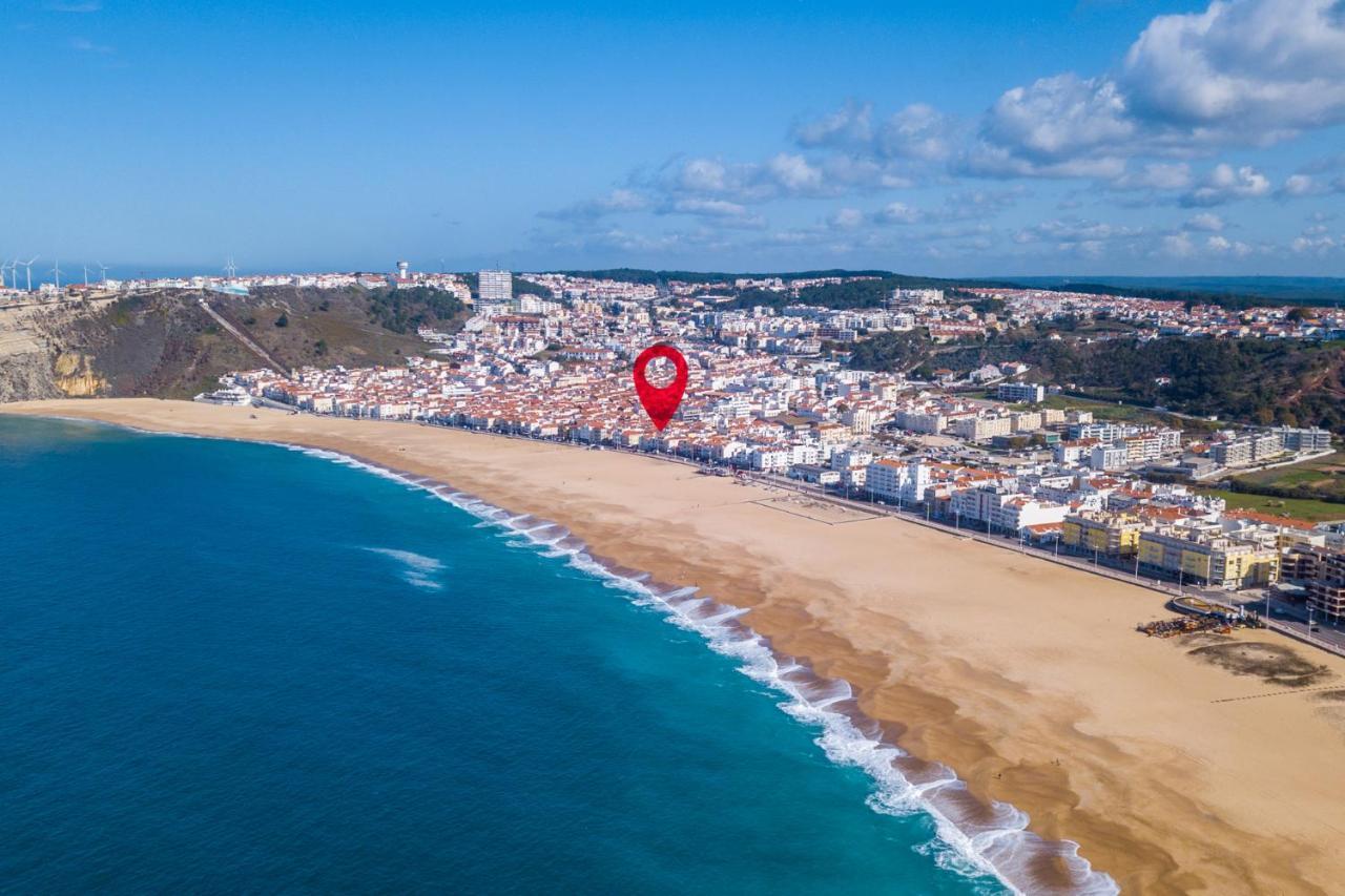 Carol Beach House Apartment Nazare Exterior photo