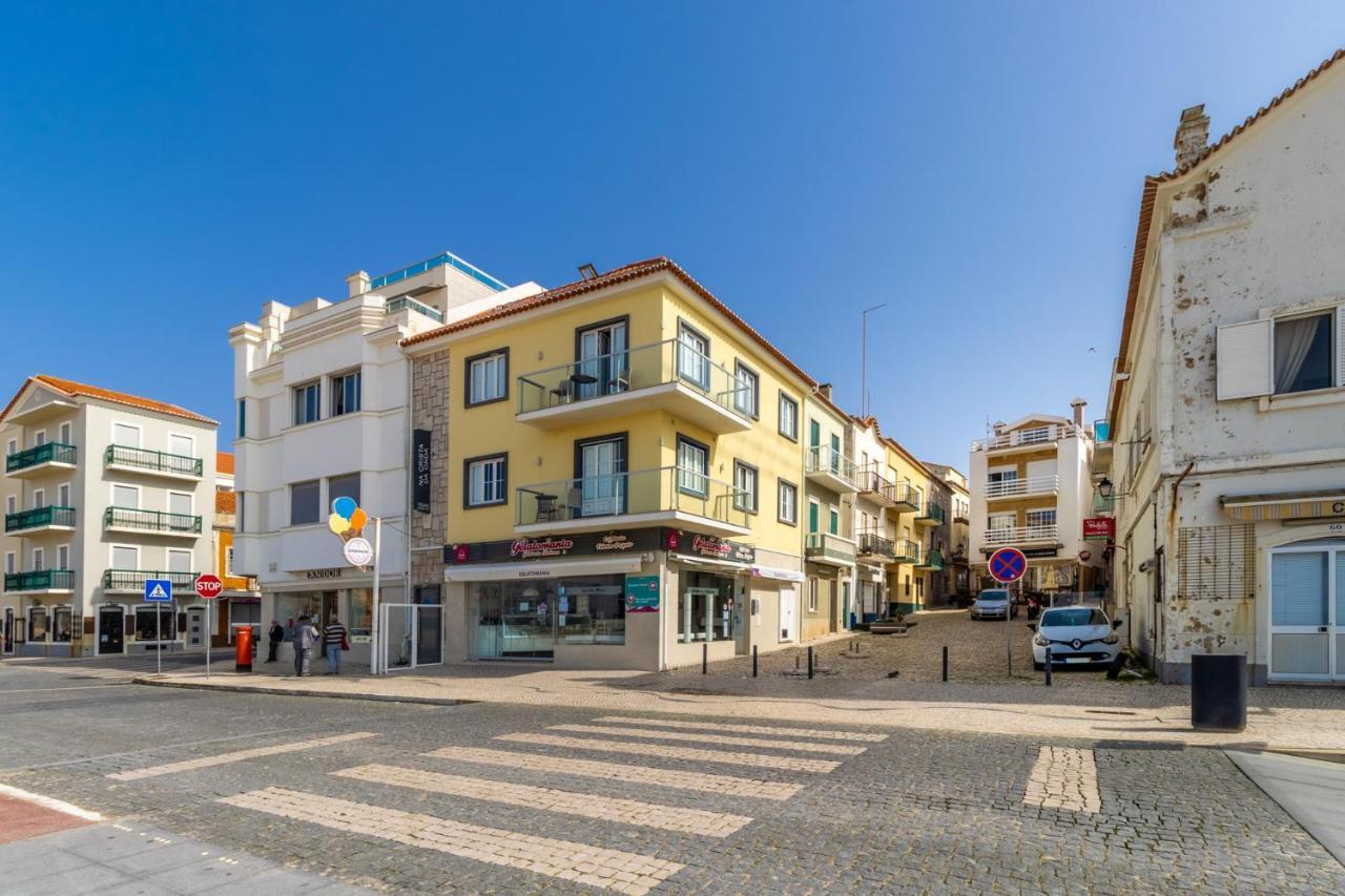 Carol Beach House Apartment Nazare Exterior photo